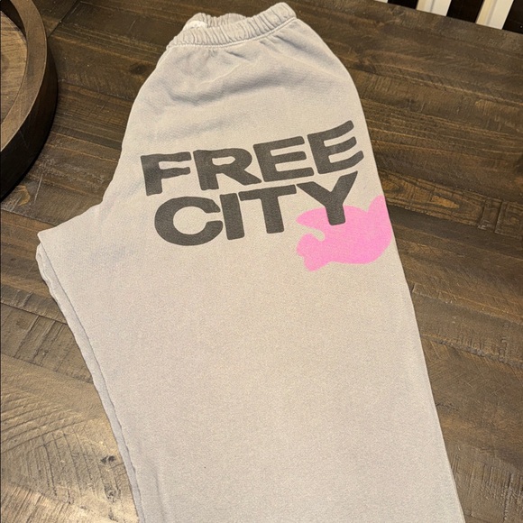 free city women’s size XS Logo Sweat pant grey Art color - Picture 5 of 11